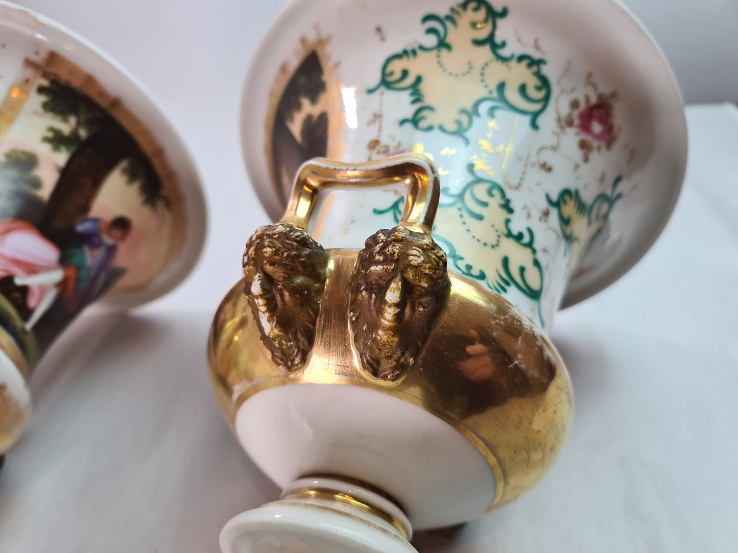 Lovely Pair of Antique Old Paris (Vieux Paris) Gilted Urns early 19th c.