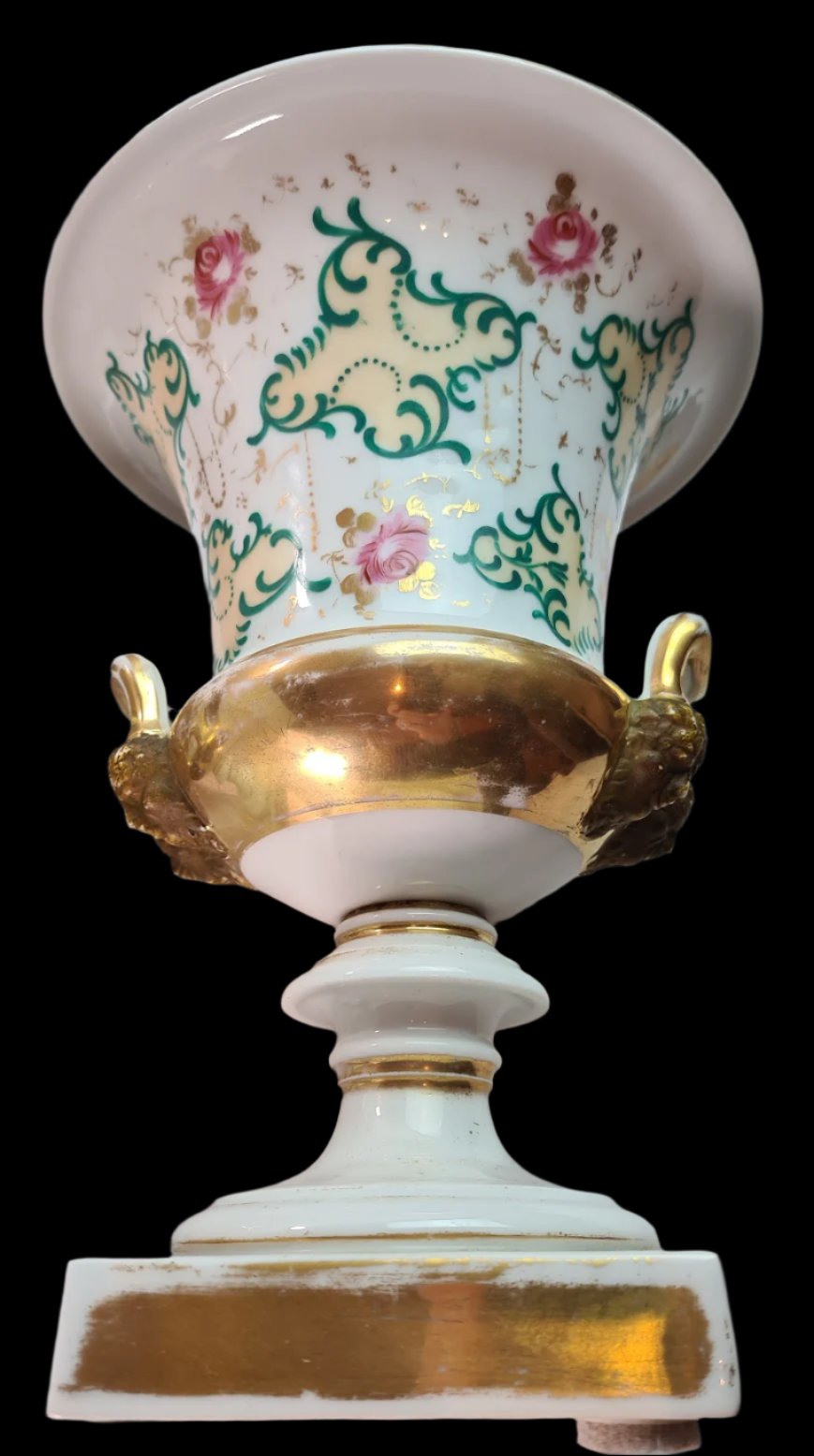 Lovely Pair of Antique Old Paris (Vieux Paris) Gilted Urns early 19th c.