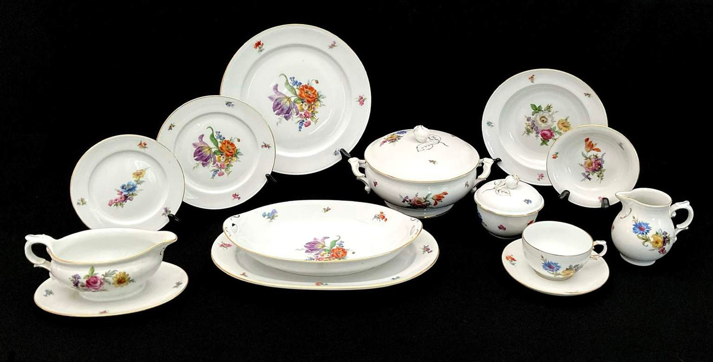 Exceptional set of Furstenberg “Ancestral Dresden” China - 71 pieces