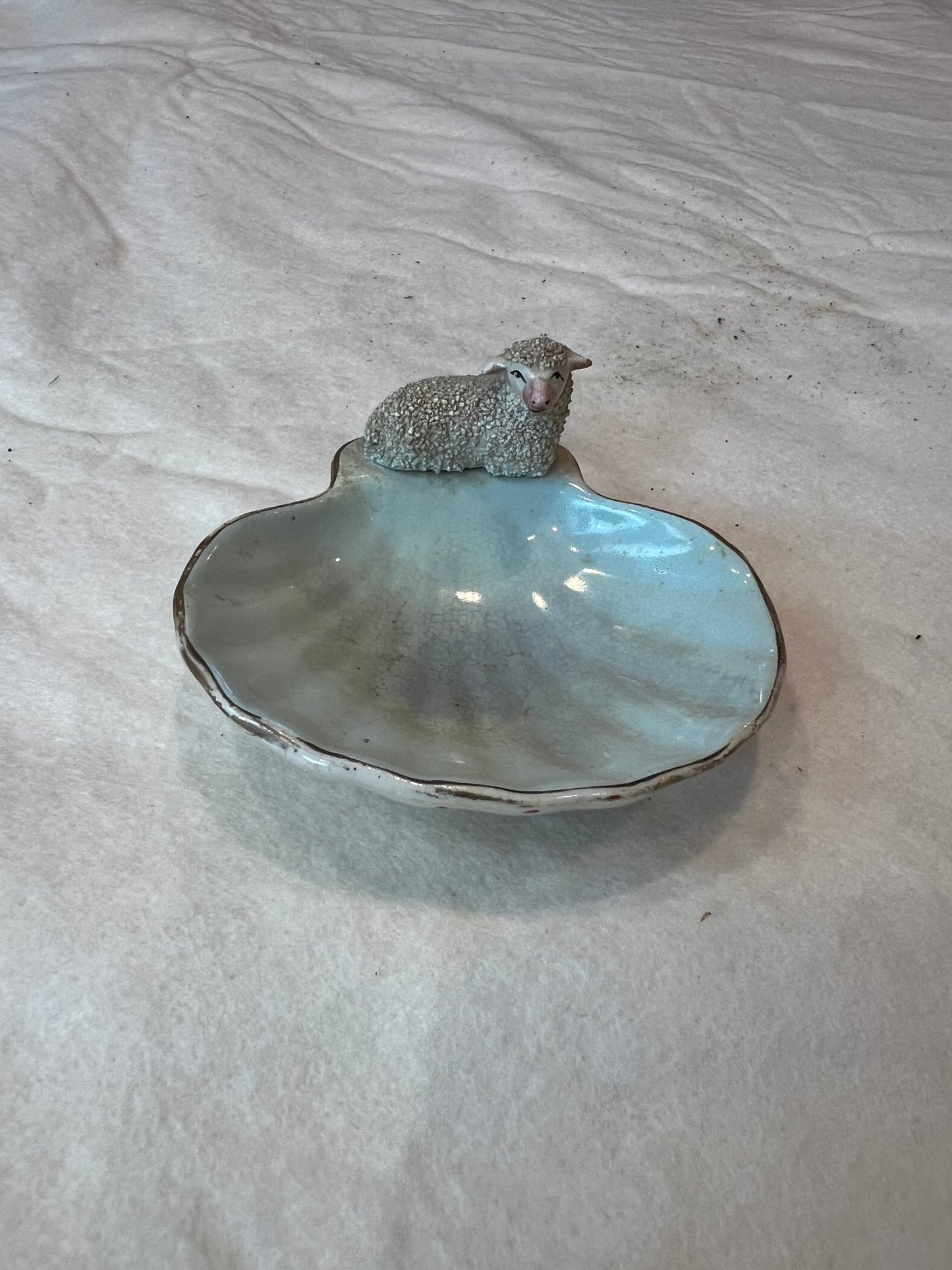 Antique Staffordshire Porcelain Trinket Dish Lamb Staffordshire Figure On Shell Form
