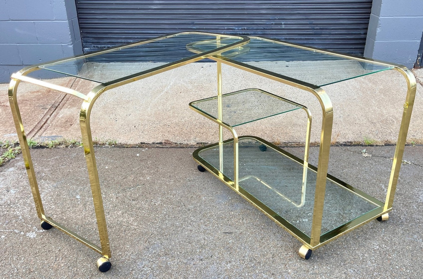 Vintage Milo Baughman Brass And Glass Expandable Bar Tea serving Cart for DIA