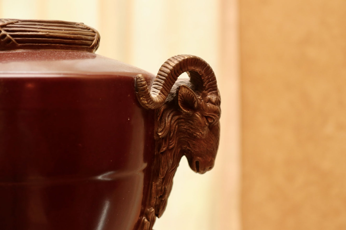 Stunning Regal Rams Head Castilian Urn