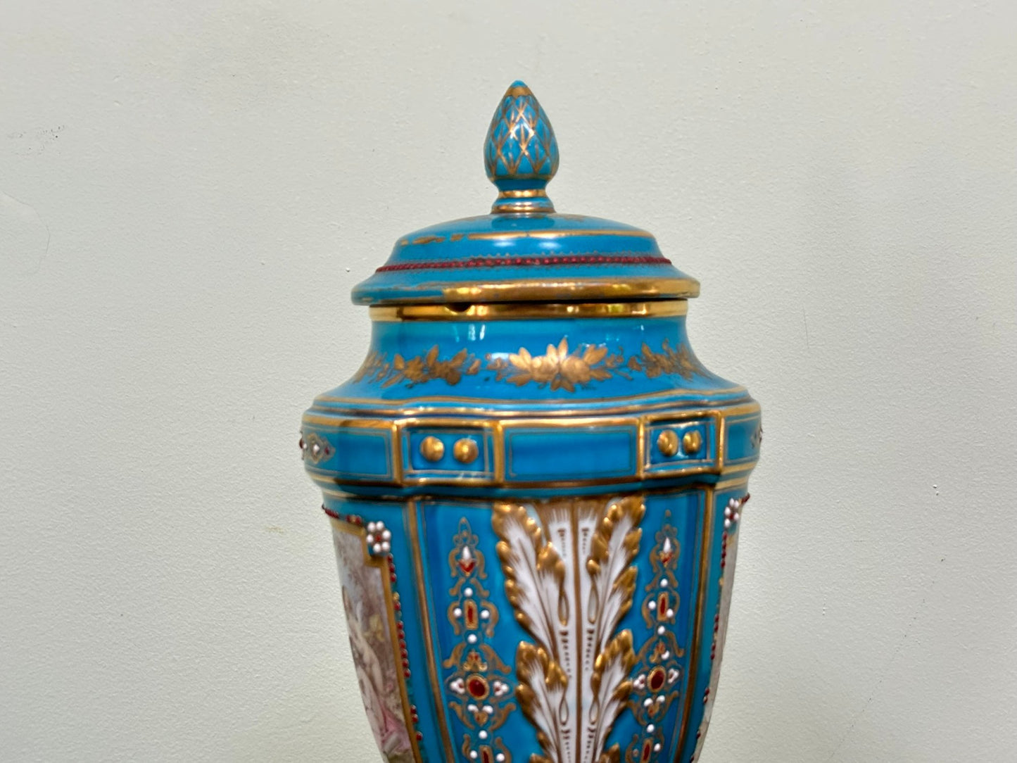 Very Rare Stunning French Sevres Lidded Urn In Gilt And Enamelled Turquoise Porcelain, 1900's