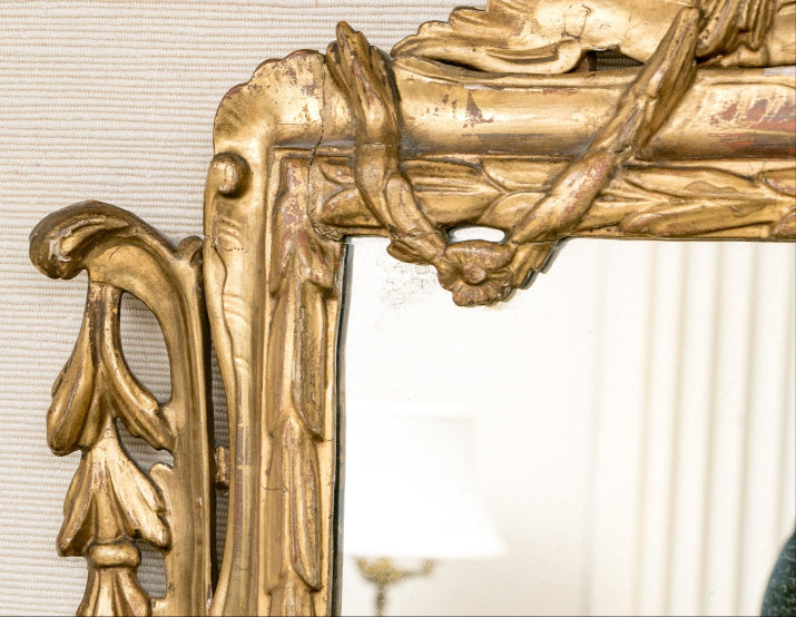 Stunning 18th Century Ornate Gilt Finished Mirror