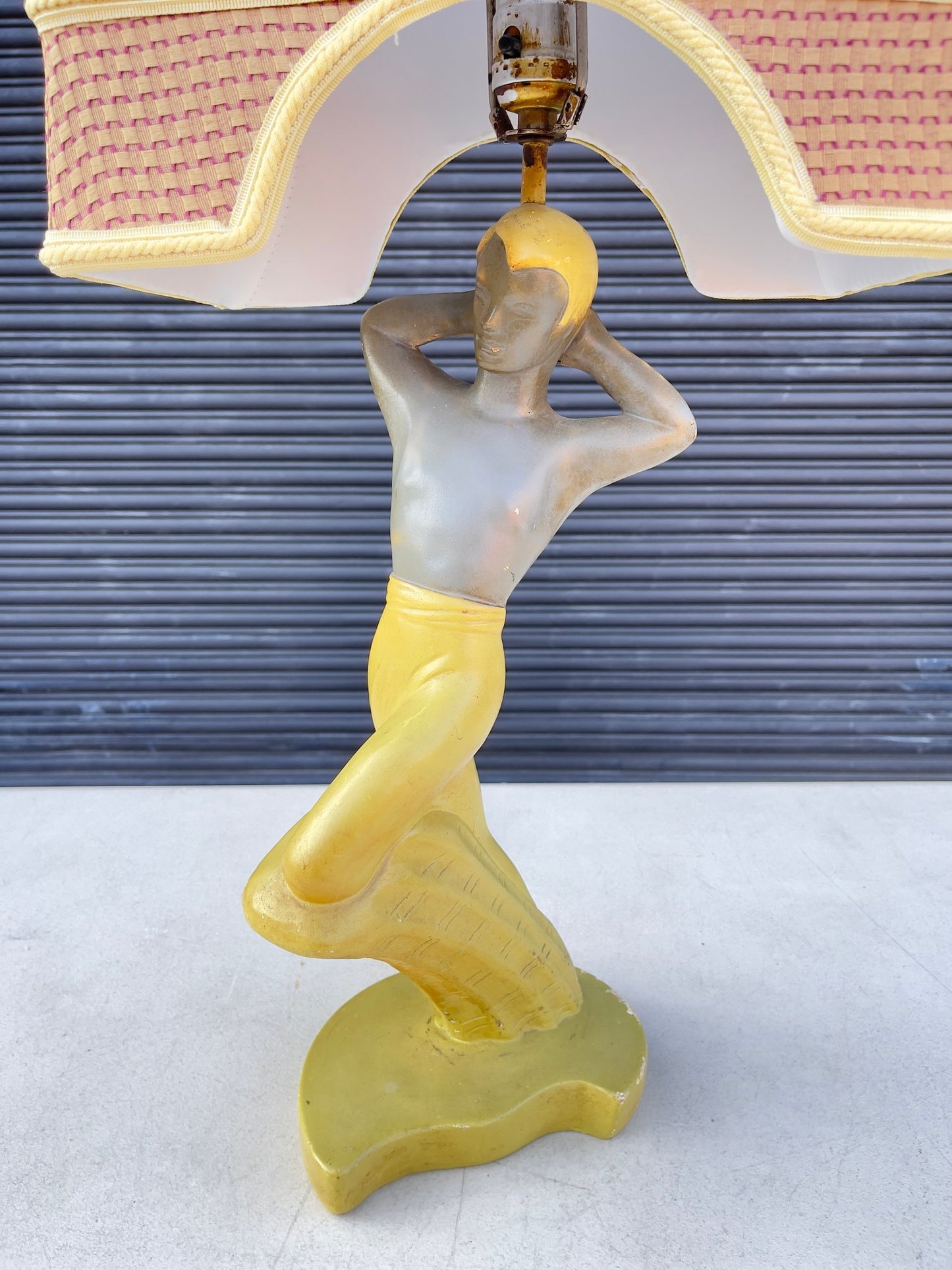 Mid Century Chalkware Lamp