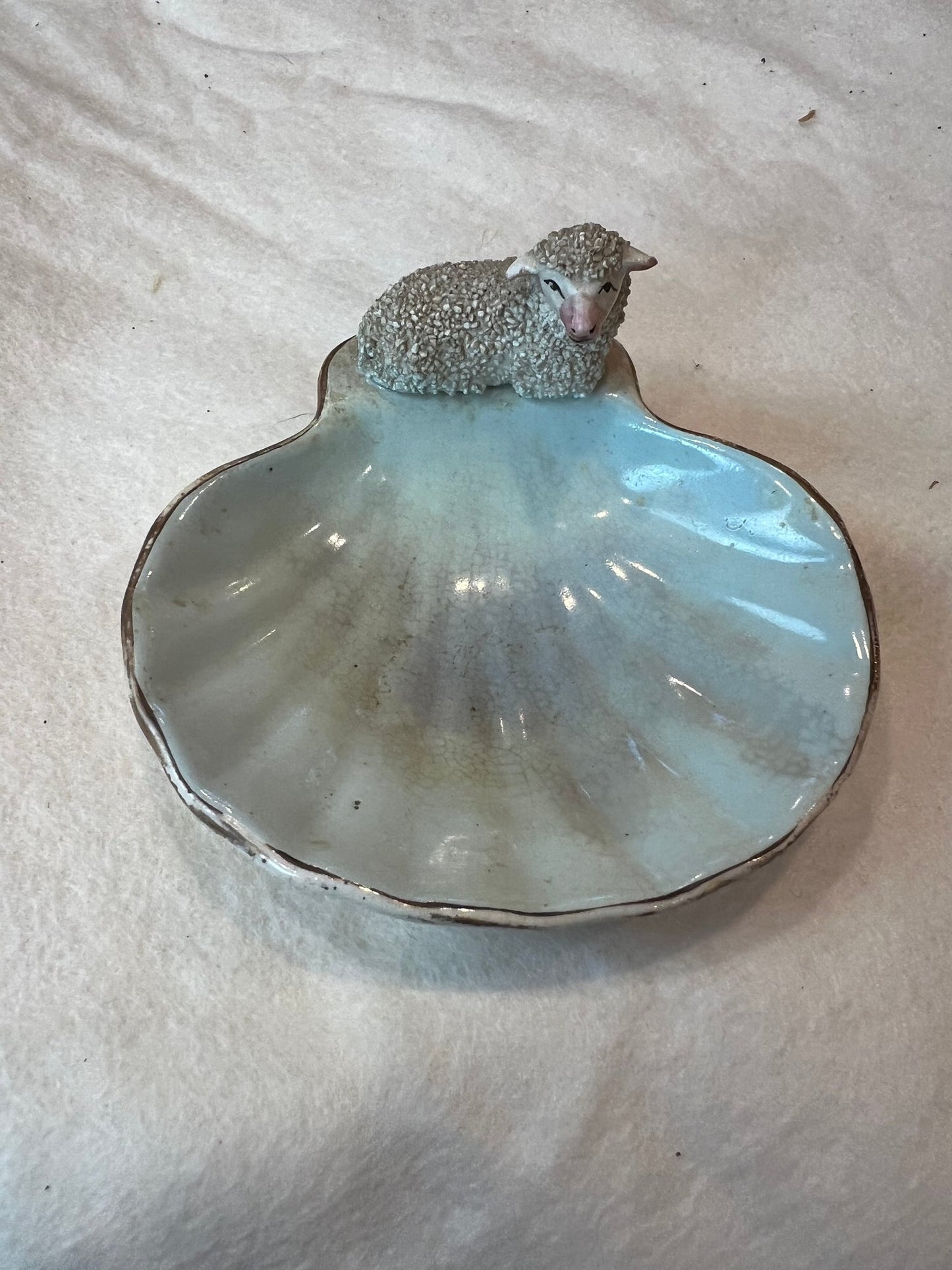 Antique Staffordshire Porcelain Trinket Dish Lamb Staffordshire Figure On Shell Form
