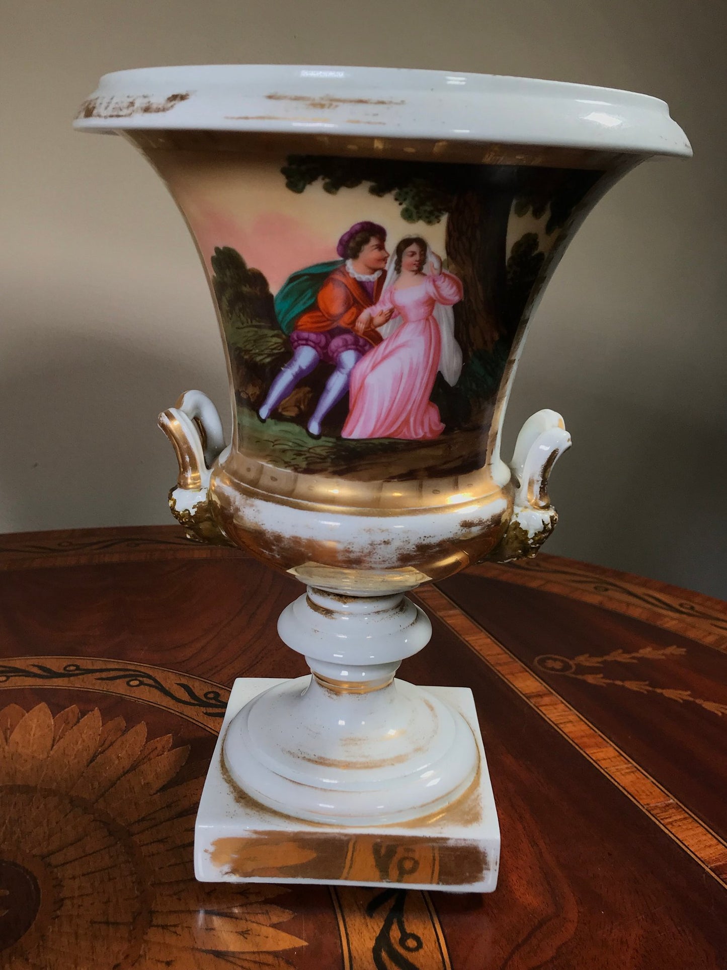 Lovely Pair of Antique Old Paris (Vieux Paris) Gilted Urns early 19th c.