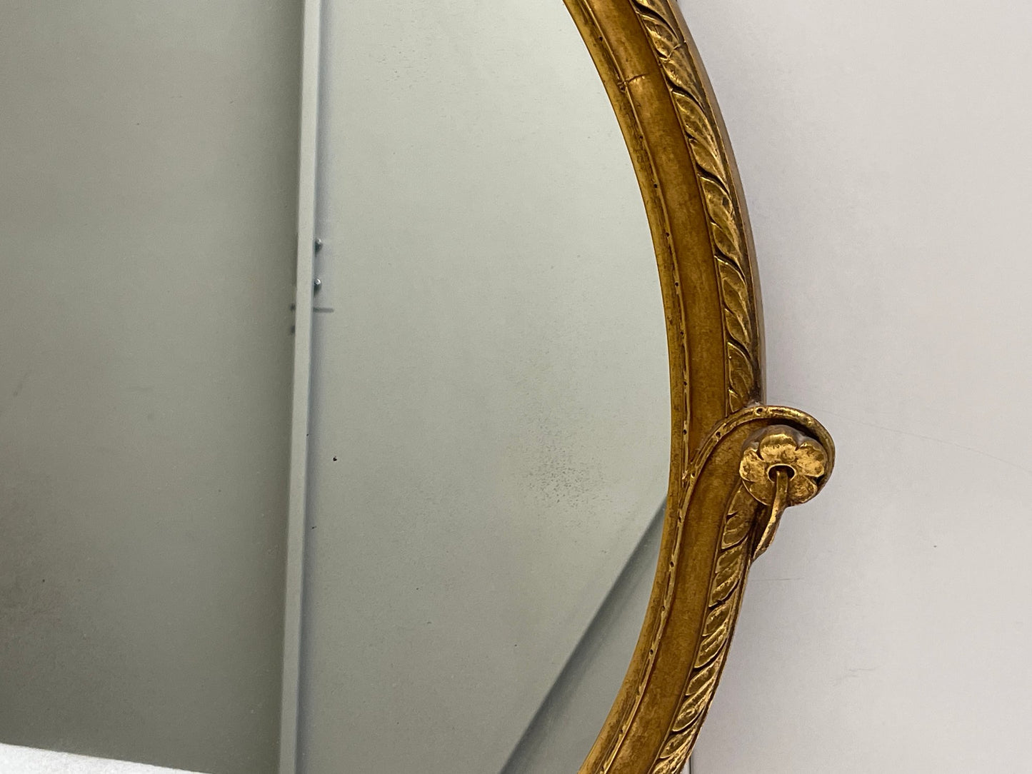 Vintage Carved Round Gold Wall Mirror