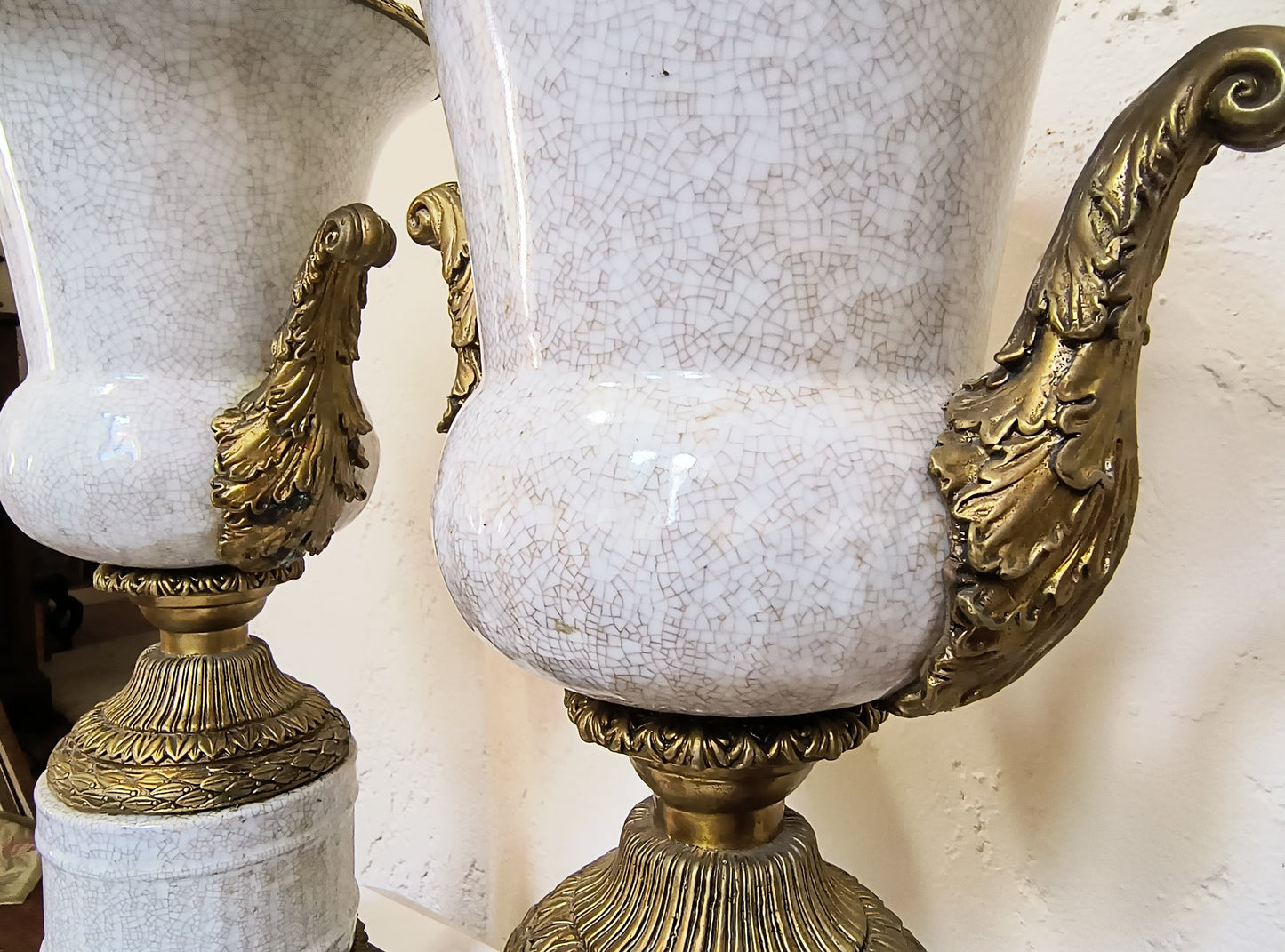 Pair Of Extraordinary Vintage Vases / Urns