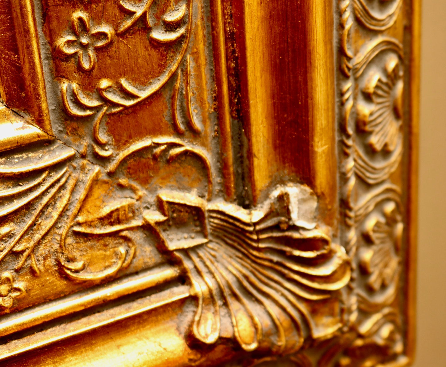 Ornate Gold Gilt Scroll Leaf Mirror