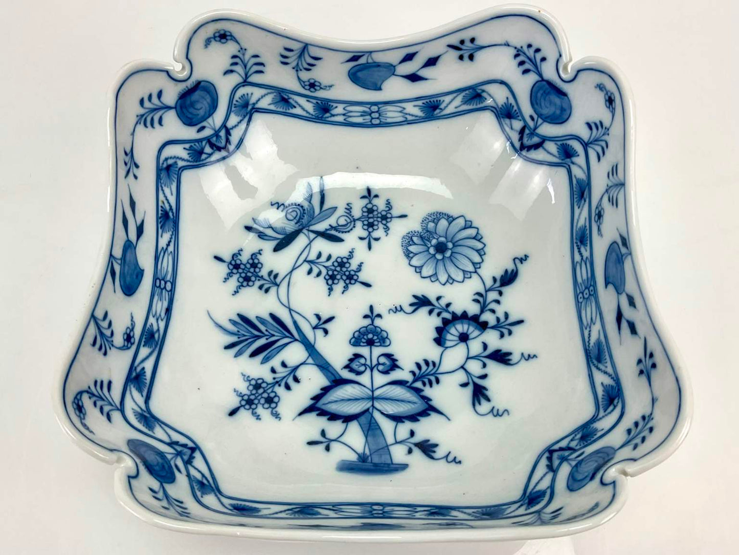 Antique Carl Teichert Meissen Blue Onion Porcelain Bowl