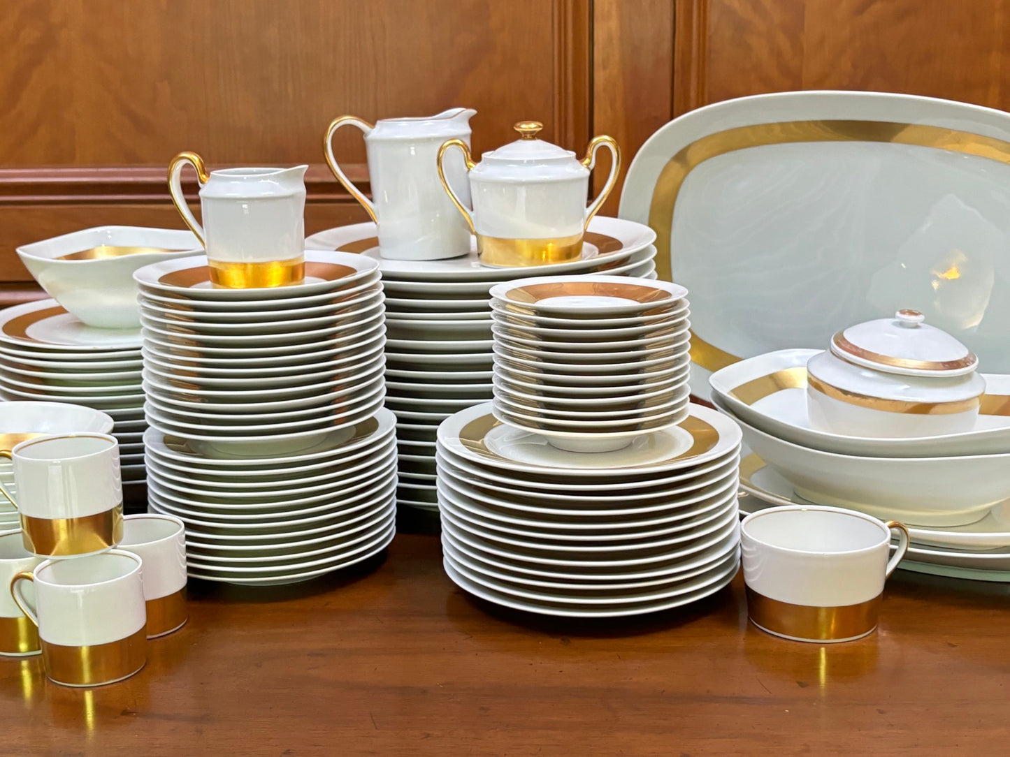 Rare Extraordinary Gilt Banded Dinner Service For 12 Plus Many Extra Pieces, Ceralene By A Raynaud & Co Limoges, France