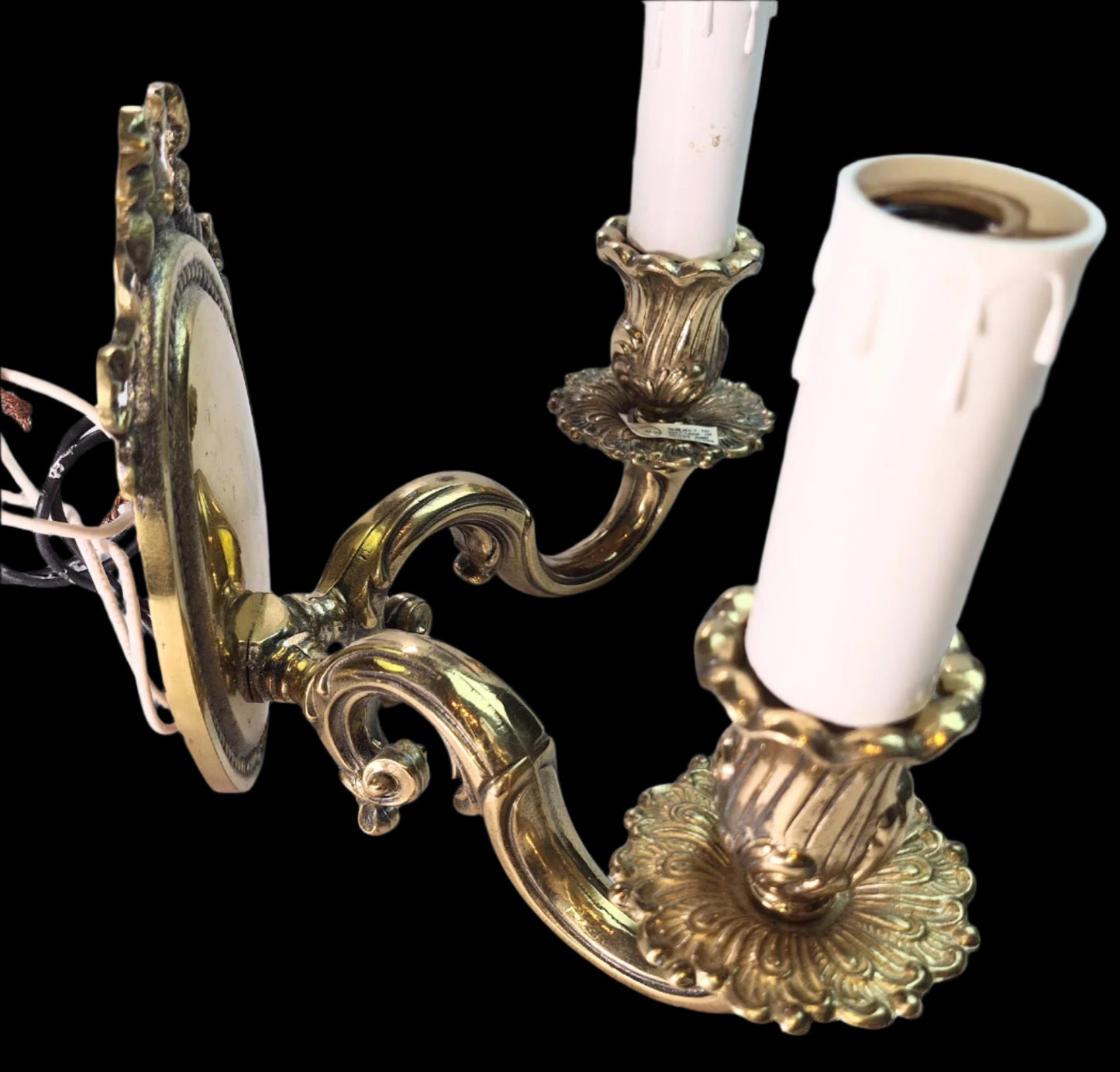 Vintage Pair Of Lovely Bronze Wall Sconces (1/3)
