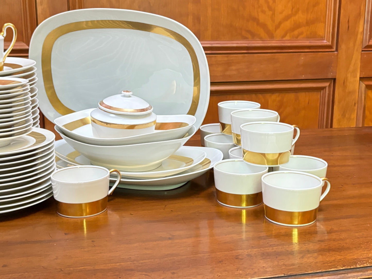Rare Extraordinary Gilt Banded Dinner Service For 12 Plus Many Extra Pieces, Ceralene By A Raynaud & Co Limoges, France