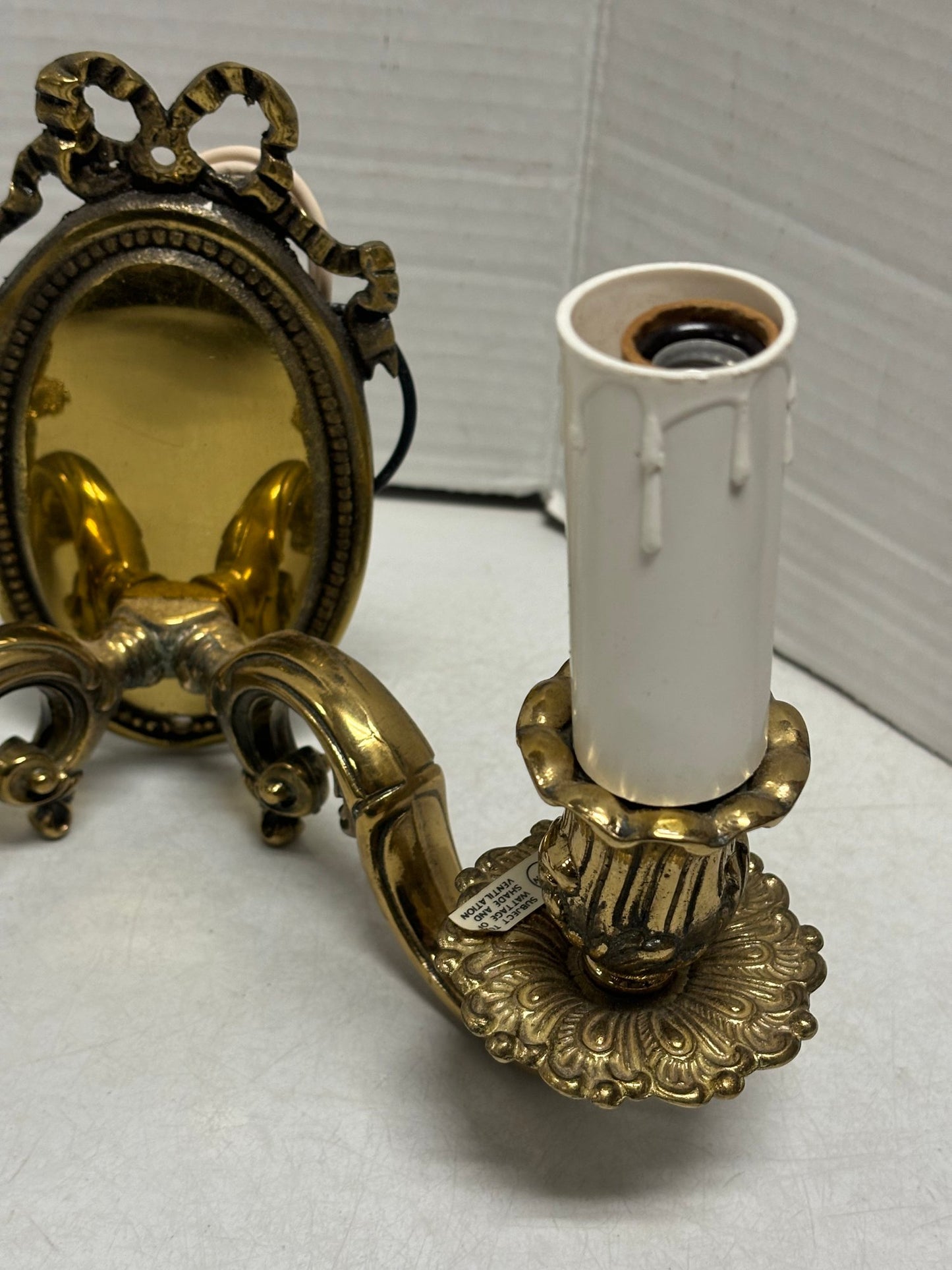 Vintage Pair Of Lovely Bronze Wall Sconces (3/3)