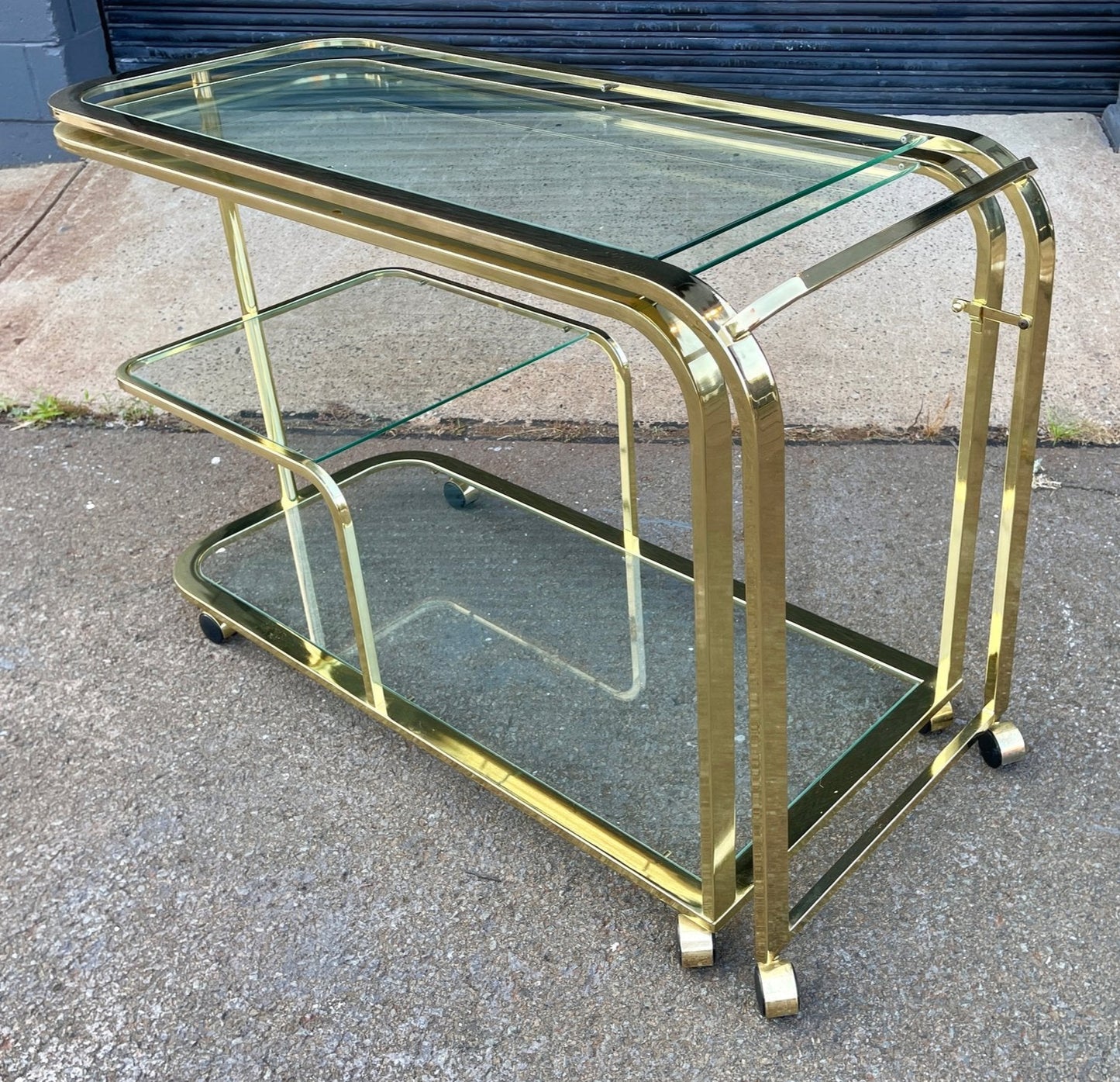 Vintage Milo Baughman Brass And Glass Expandable Bar Tea serving Cart for DIA