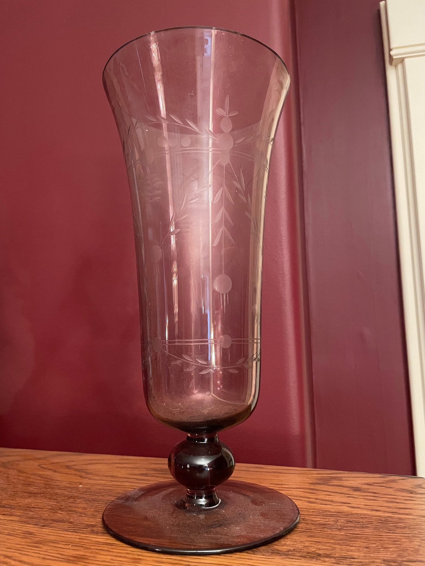 Vintage Light Purple Etched Glass Vase.