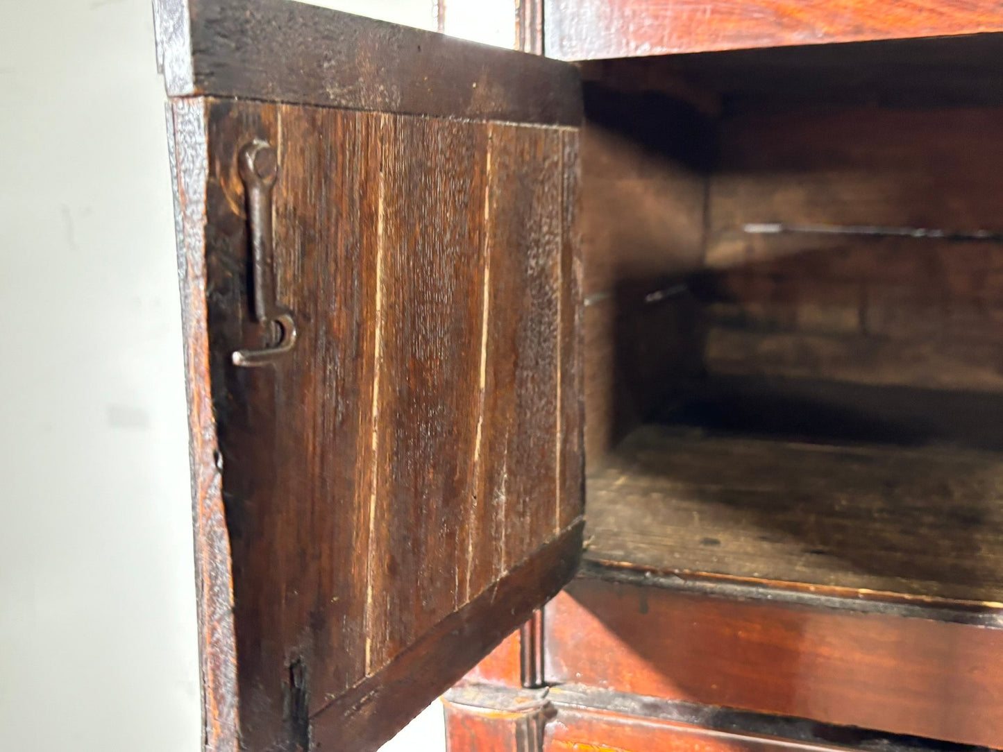 Rare Late 18th Century George III Bedside Table - Banded And Inlaid Mahogany