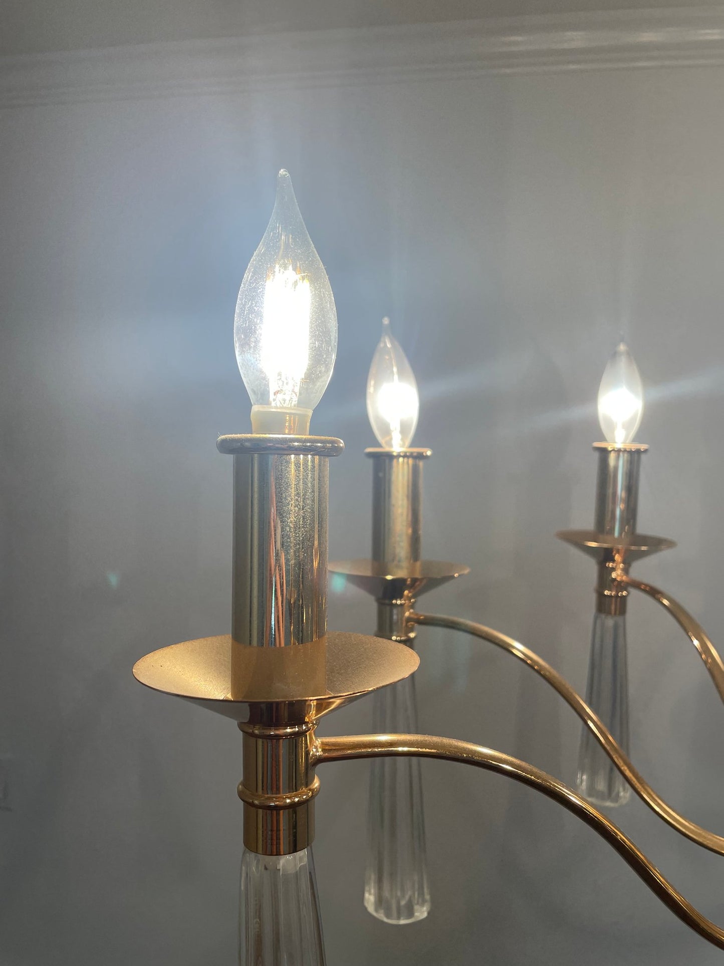 Stunning Venetian Crystal & Brass Eight Light Chandelier