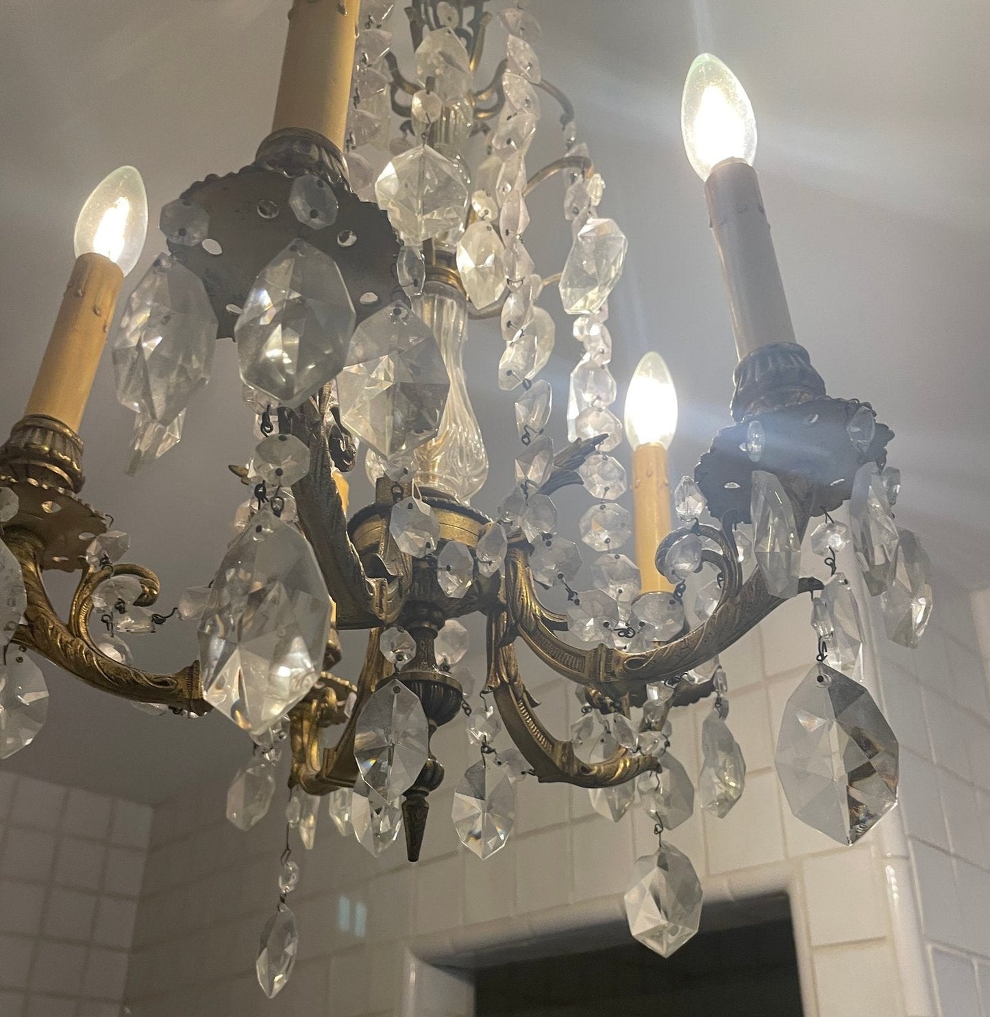 Antique Four Arms, Guilted Brass And Crystals French Style Chandelier