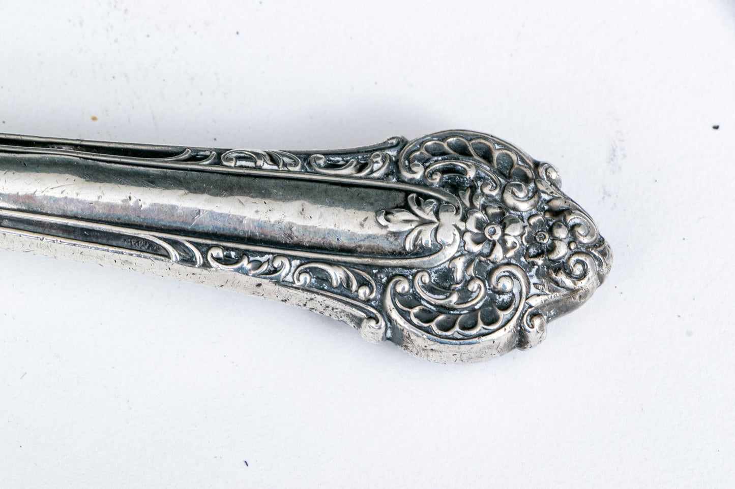 Vintage Sterling Handled Steel Blades Weighted Carving Knife and Sharpener