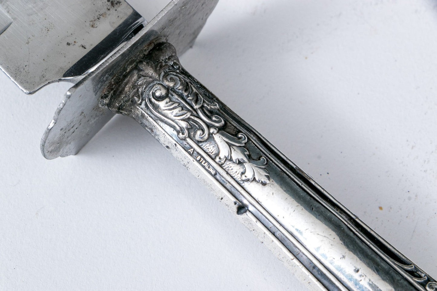 Vintage Sterling Handled Steel Blades Weighted Carving Knife and Sharpener