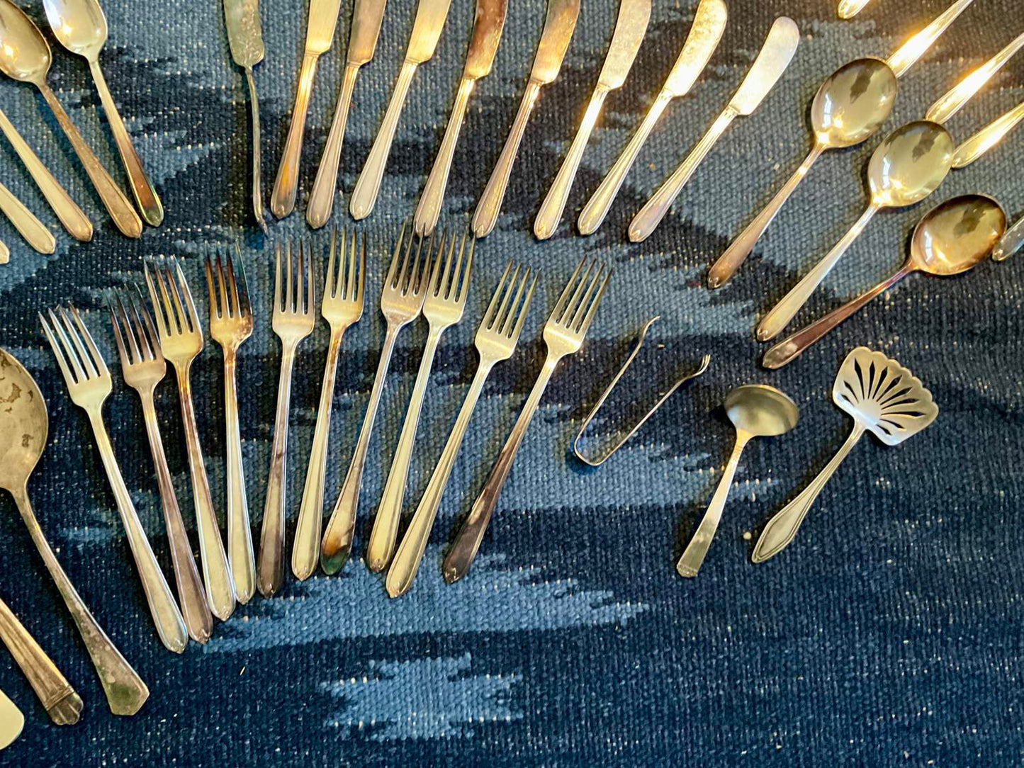 Assortment of Heirloom, Oneida W.M. Rogers, Silver Plate Silverware (88 Pieces
