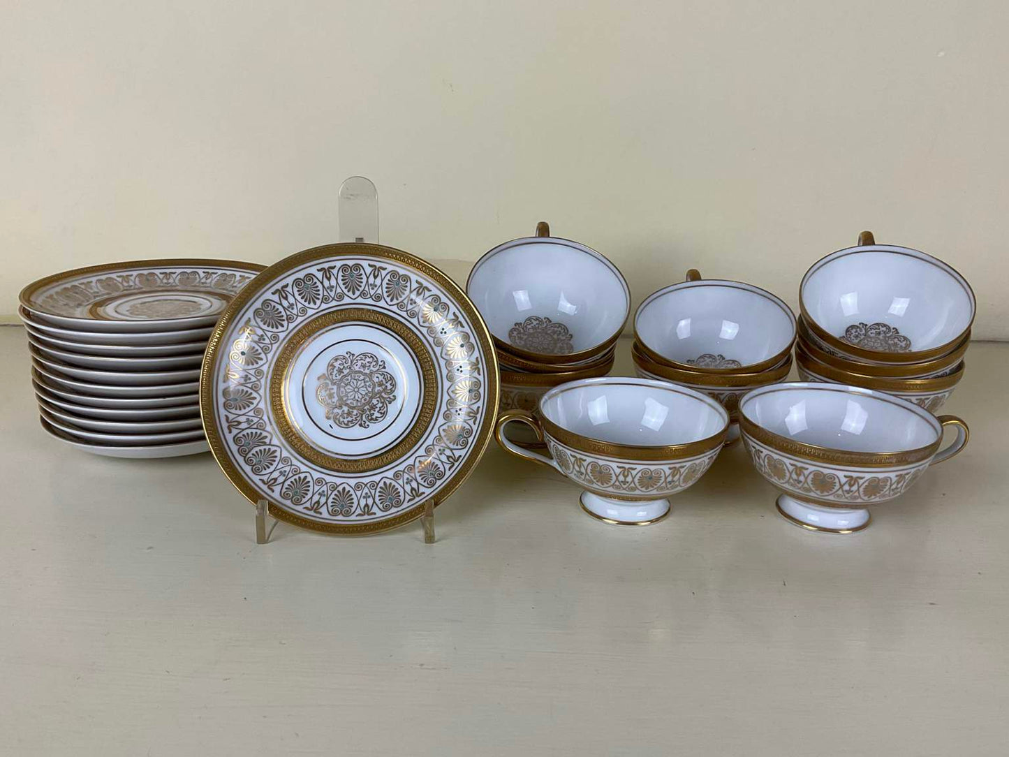 Set of 10 Vintage Thomas Rosenthal of Germany Demi Tasse Cups and Saucers - 12 pcs