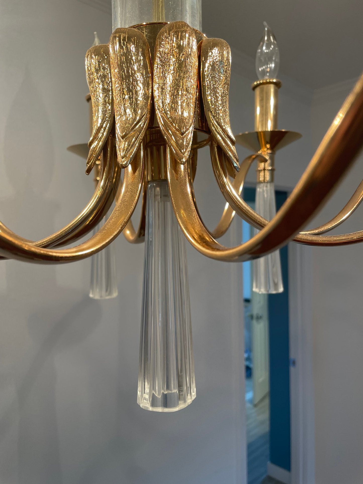 Stunning Venetian Crystal & Brass Eight Light Chandelier