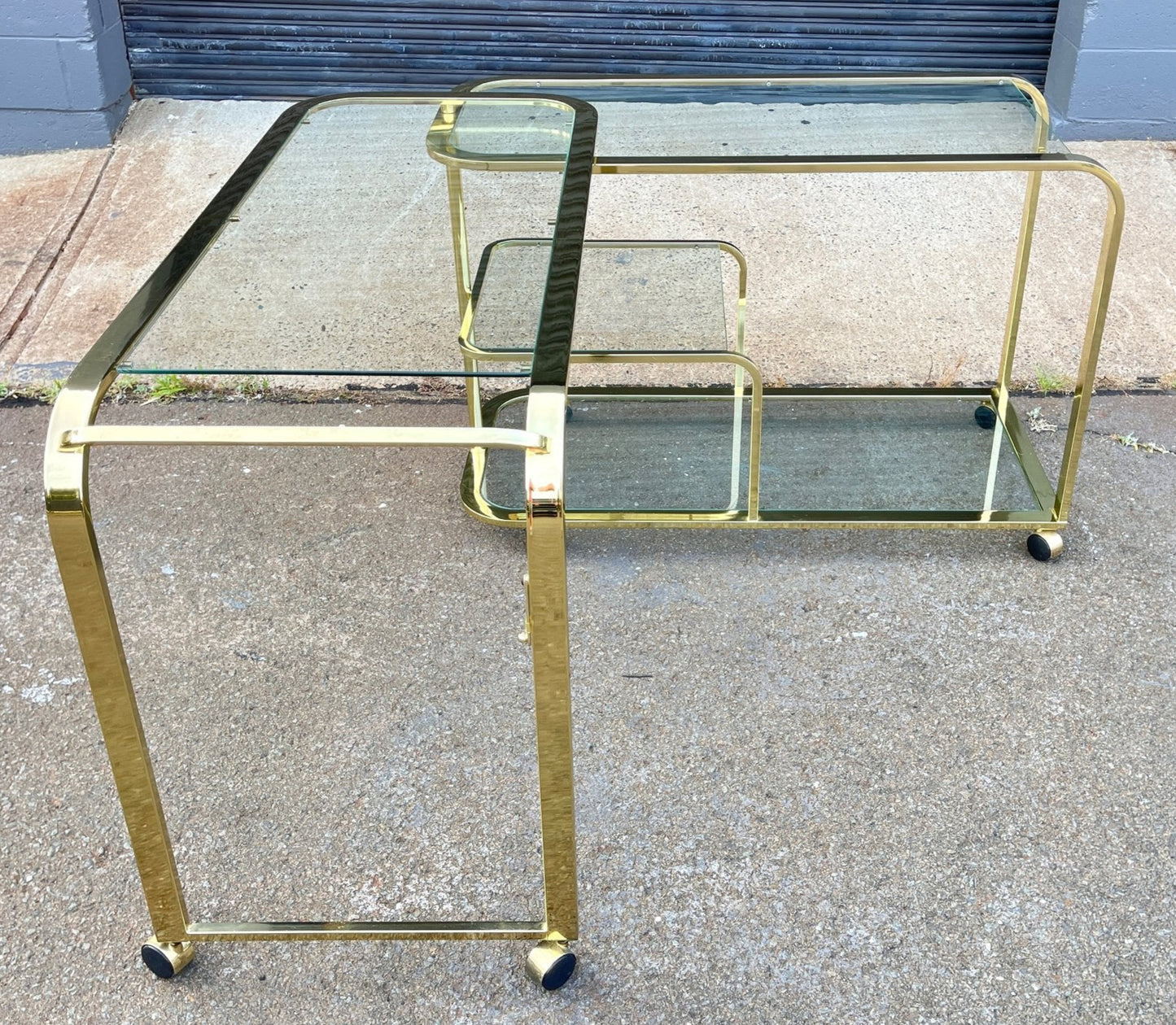 Vintage Milo Baughman Brass And Glass Expandable Bar Tea serving Cart for DIA