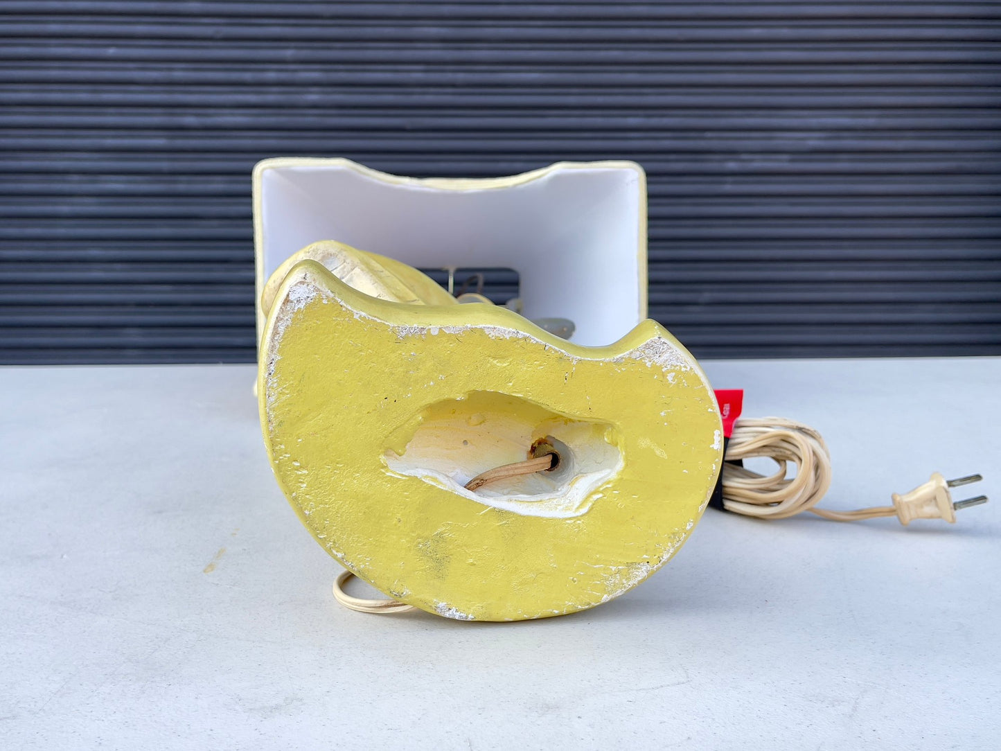 Mid Century Chalkware Lamp