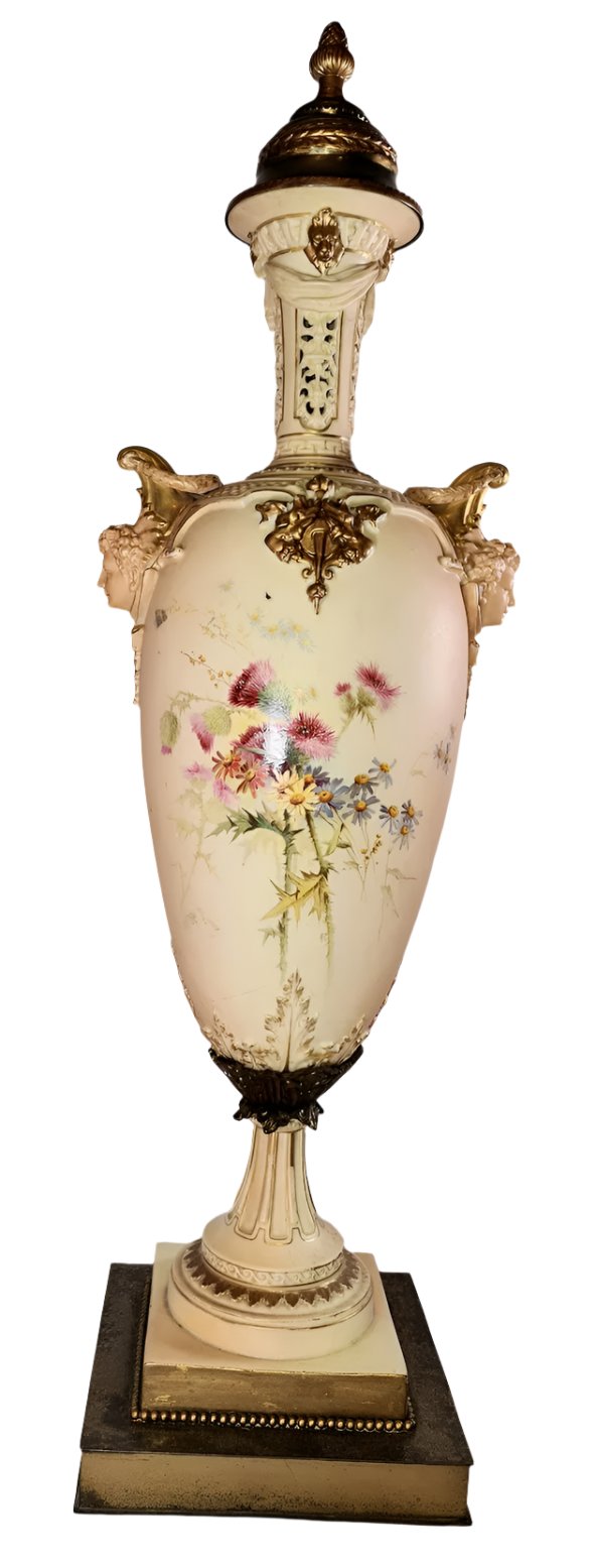 Royal Worchester Urn c. 1875