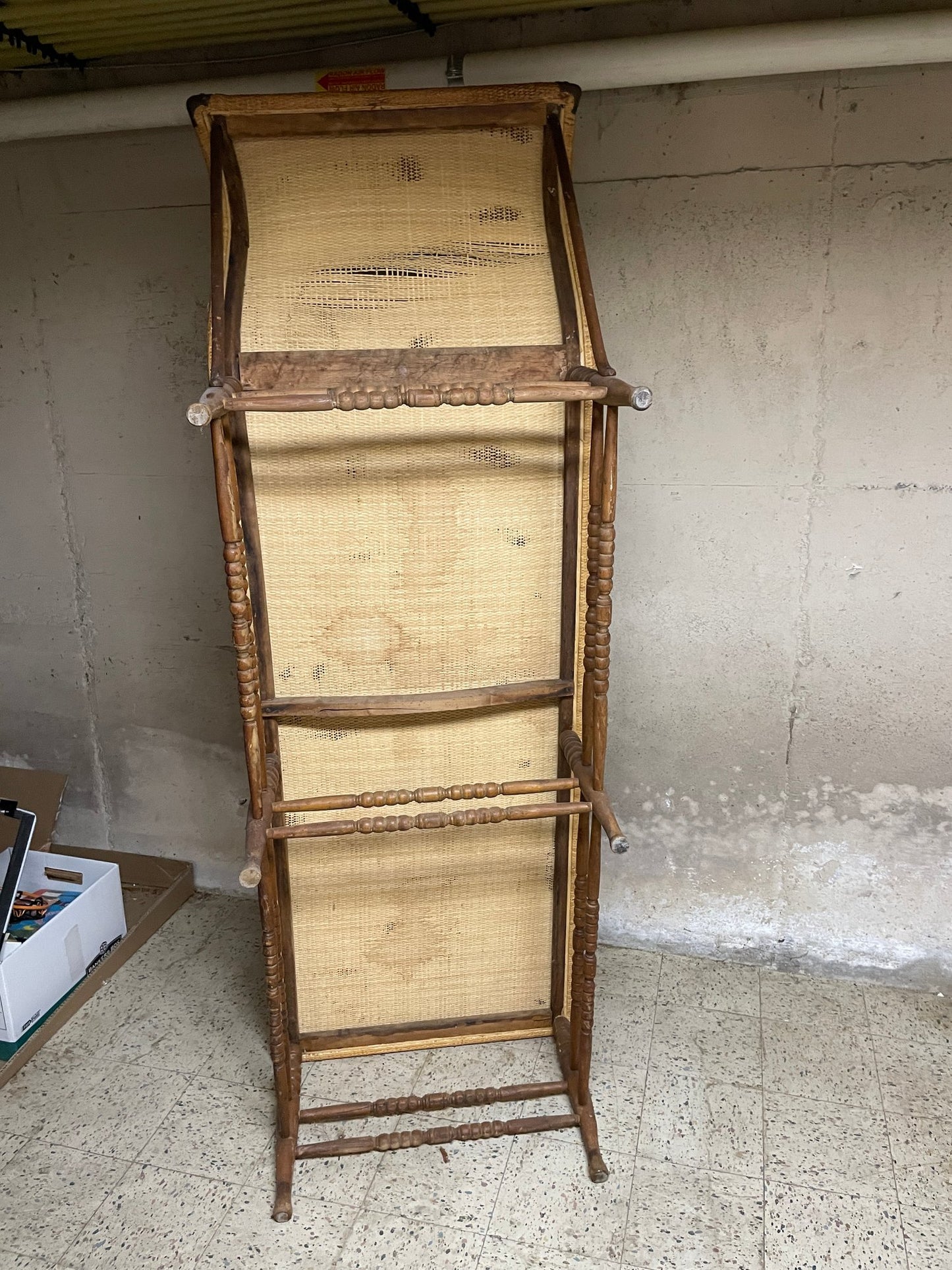 Vintage Wood And Wicker Chaise By Heywood Wakefield