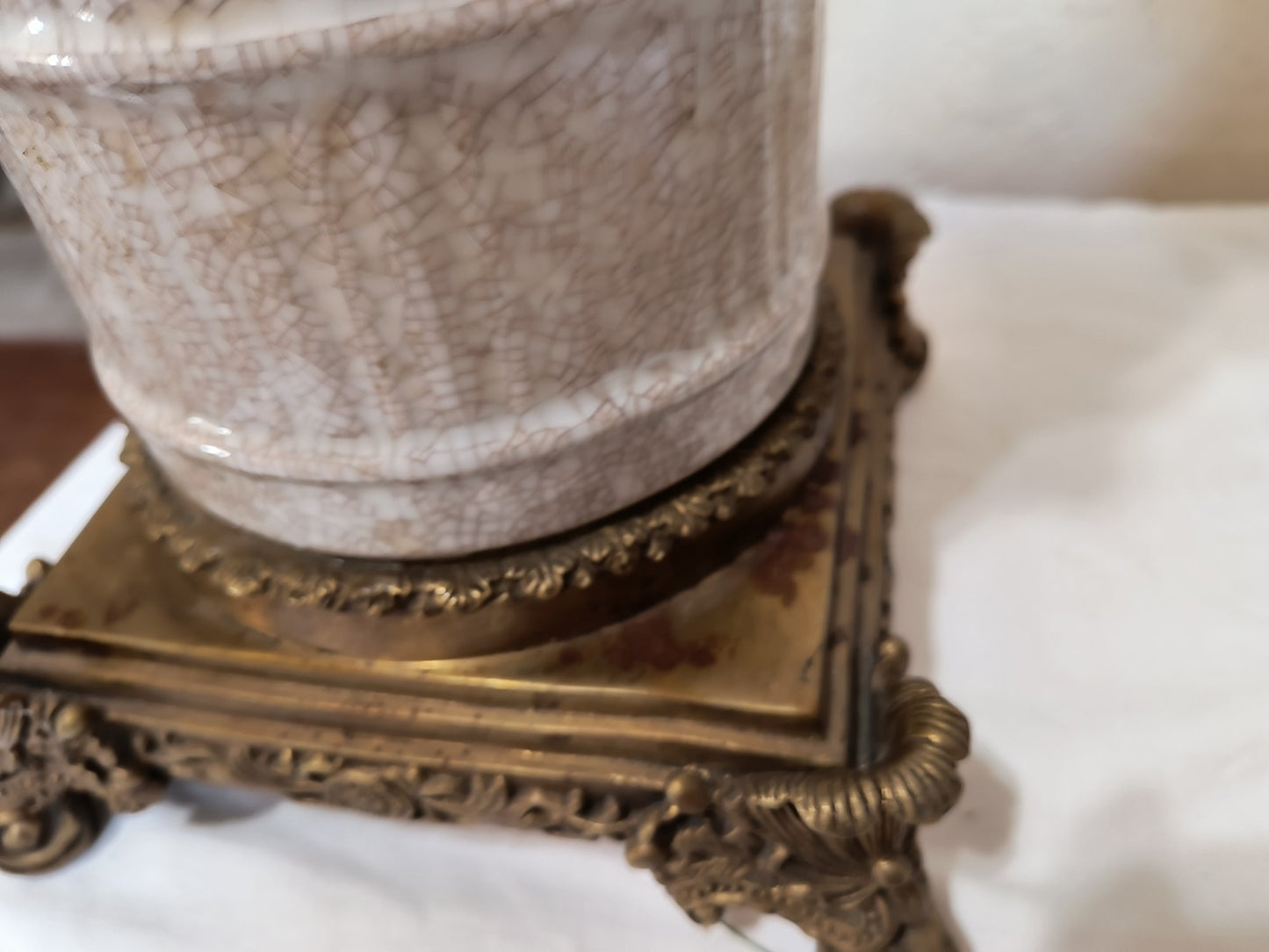 Pair Of Extraordinary Vintage Vases / Urns