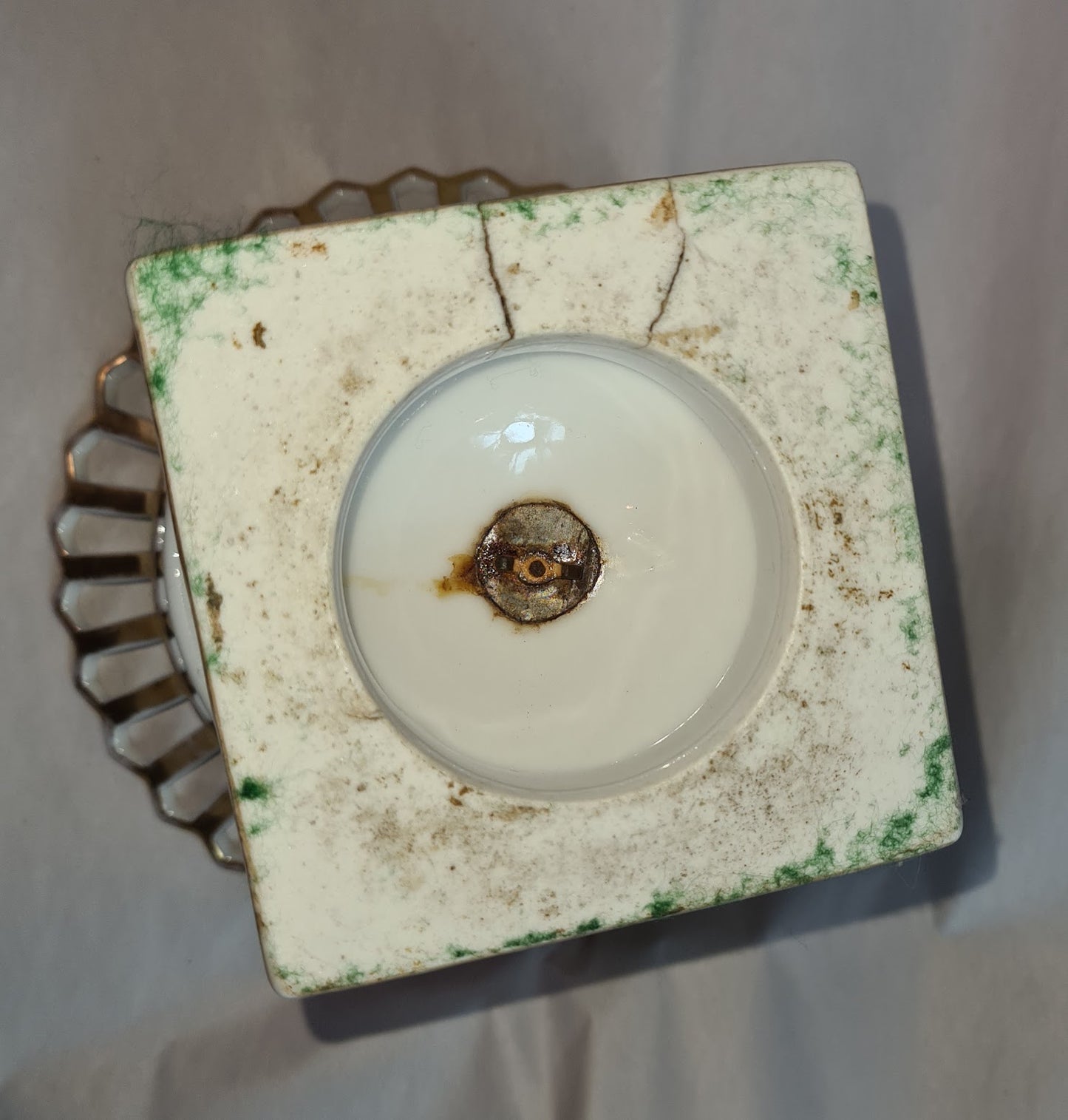 Antique Porcelain de Paris Gilt Decorated Pedestal Fruit Bowl