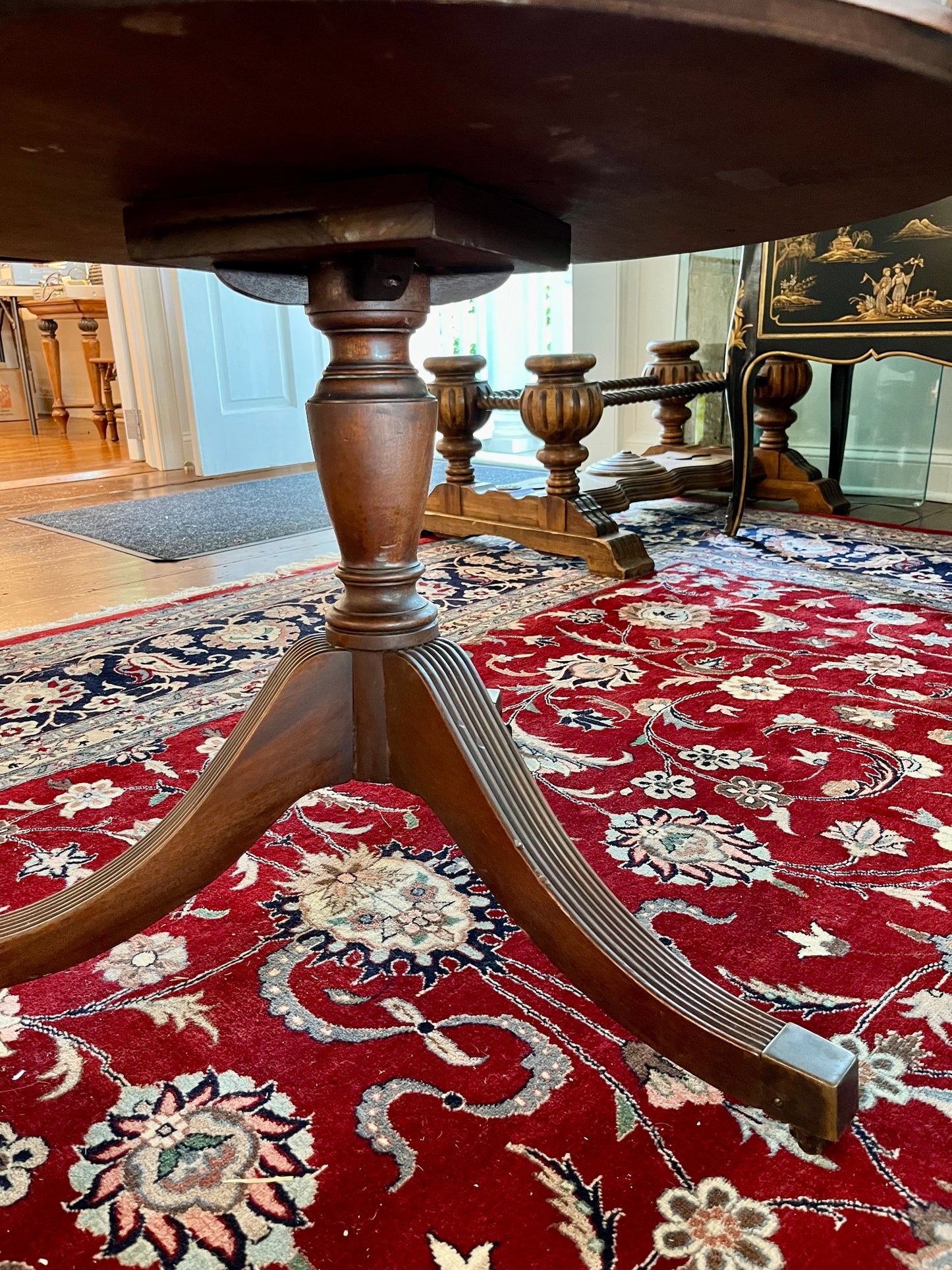 Sheraton Style Revolving Leather Topped Drum Table With Faux Books & Brass Casters