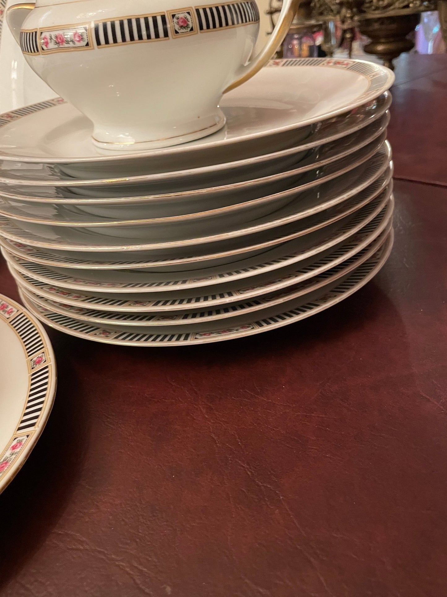 Czechoslovakia- Victorina China Set For 12 , 7pps And 88 Pieces In Total