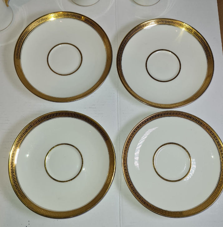 Elegant GDA France - CH Field Haviland Limoges Four Demitasse Cups and Saucers with Gold Trim, c. 1990