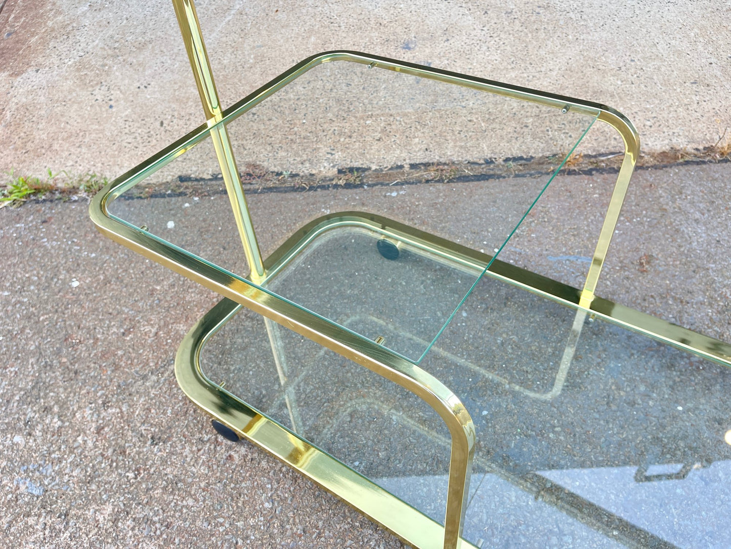 Vintage Milo Baughman Brass And Glass Expandable Bar Tea serving Cart for DIA