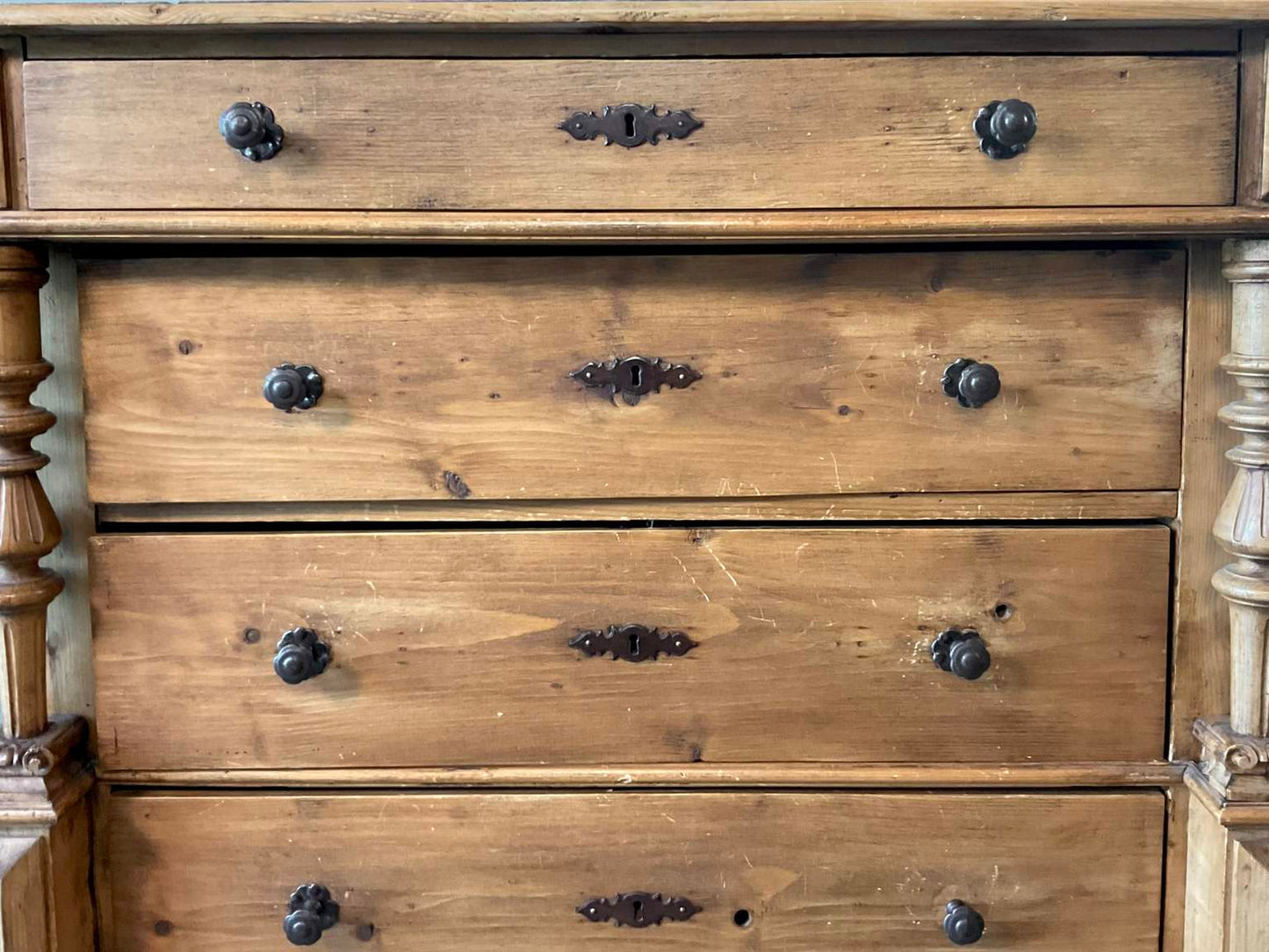 Vintage Pine Chest of Drawers