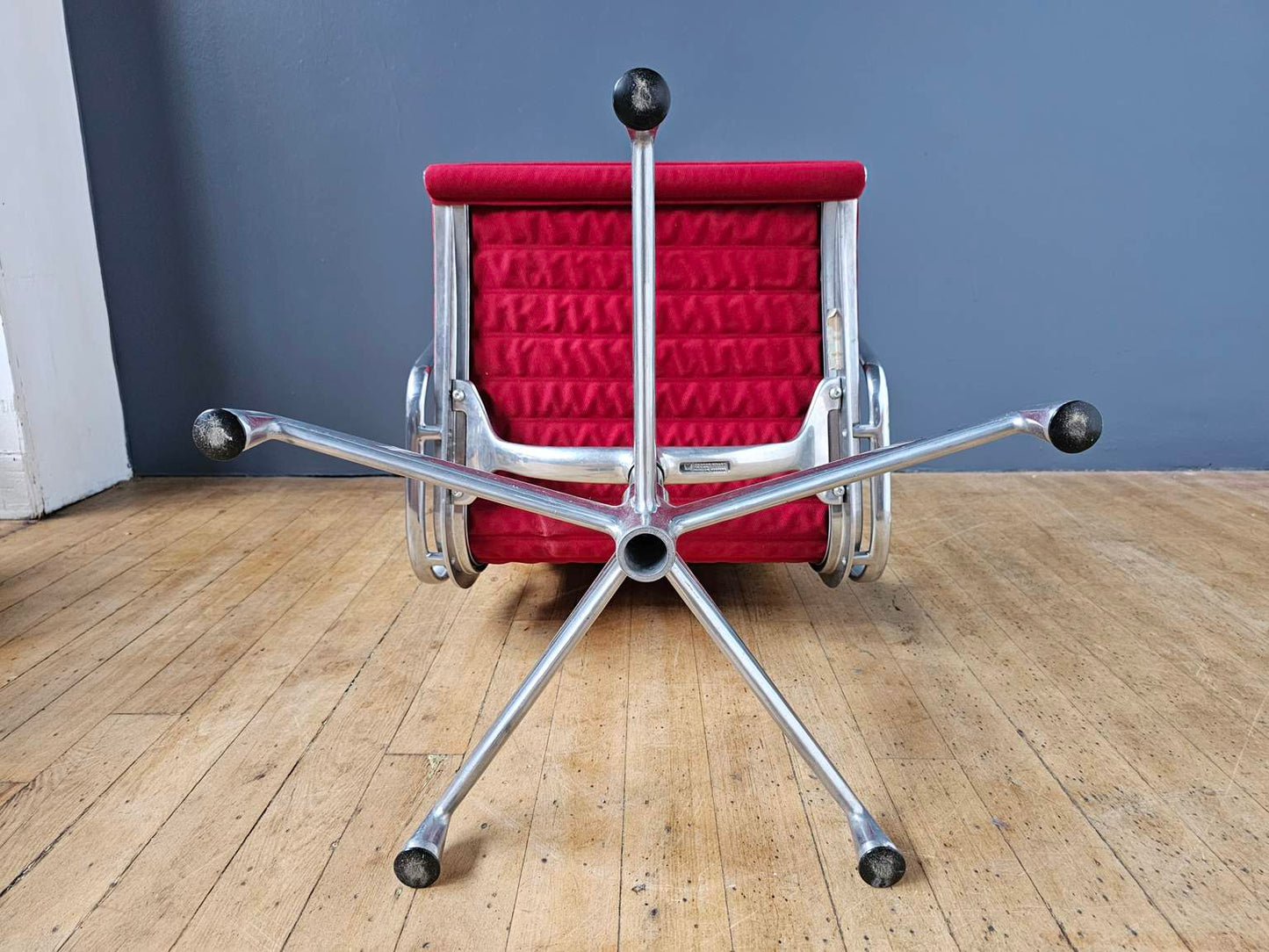Original Charles & Ray Eames Herman Miller Aluminum Group Arm Chair