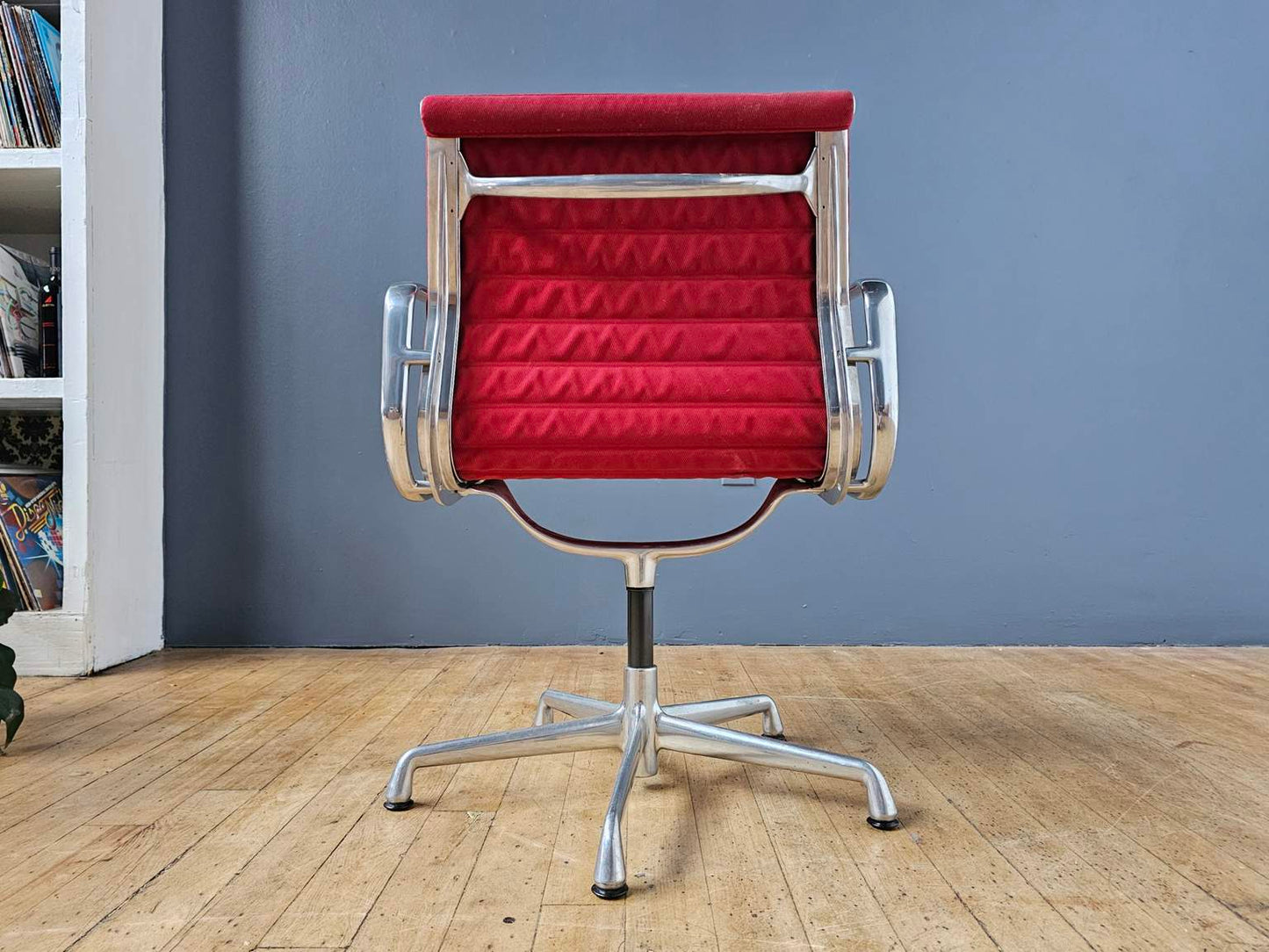 Original Charles & Ray Eames Herman Miller Aluminum Group Arm Chair