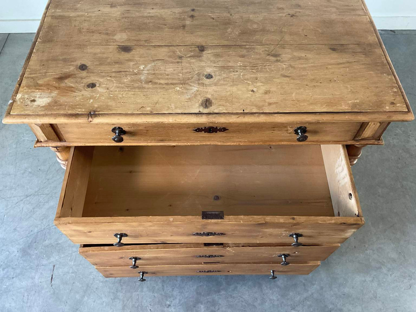 Vintage Pine Chest of Drawers