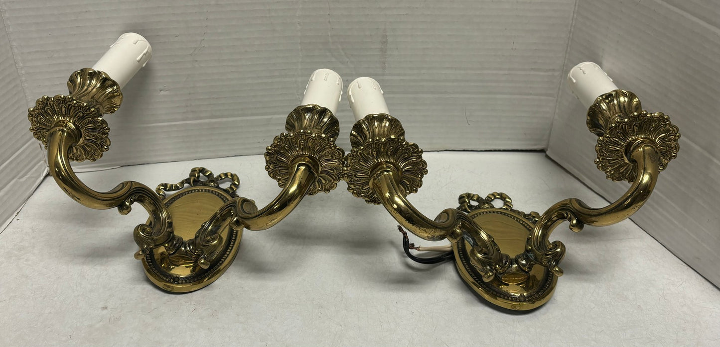 Vintage Pair Of Lovely Bronze Wall Sconces (2/3)