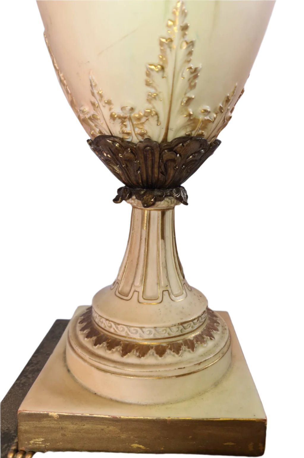 Royal Worchester Urn c. 1875