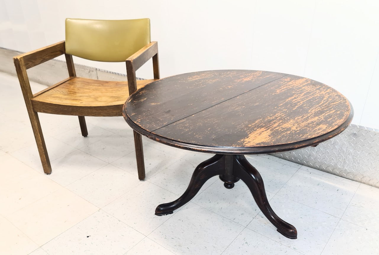 Antique Queen Anne Tilt Top Table, 19th Century