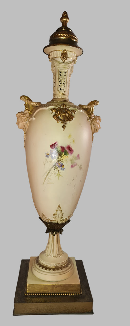 Royal Worchester Urn c. 1875