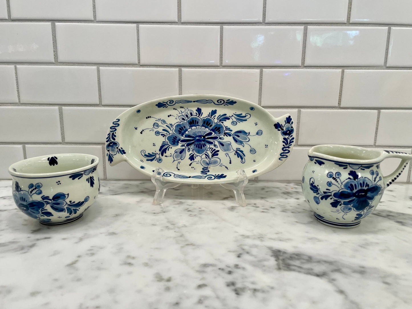 Hand painted Rare Delft Regina Sugar & Creamer With Tray