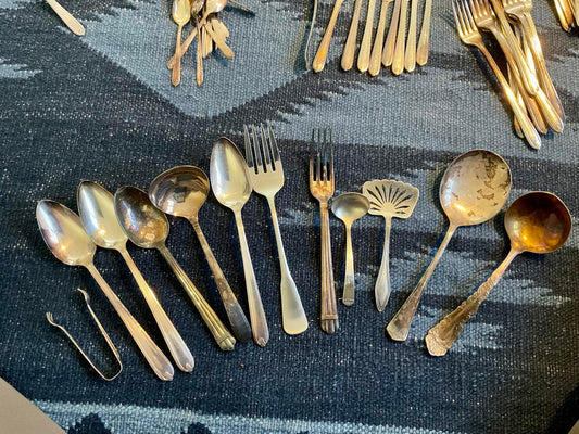 Assortment of Heirloom, Oneida W.M. Rogers, Silver Plate Silverware (88 Pieces