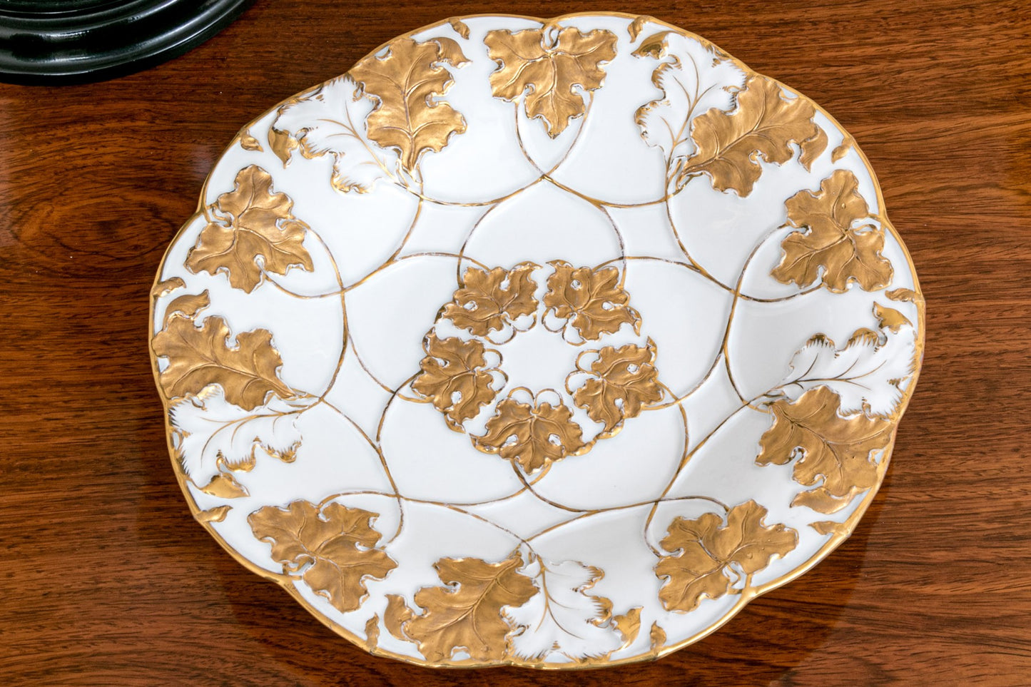 Fine Antique Meissen Porcelain Presentational Plate